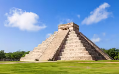EXCURSIONS TO NEARBY MAYAN RUINS FROM CANCÚN