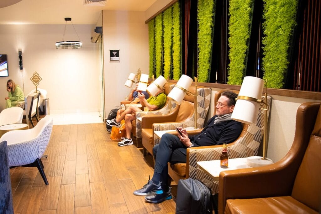 Cancún airport vip lounge